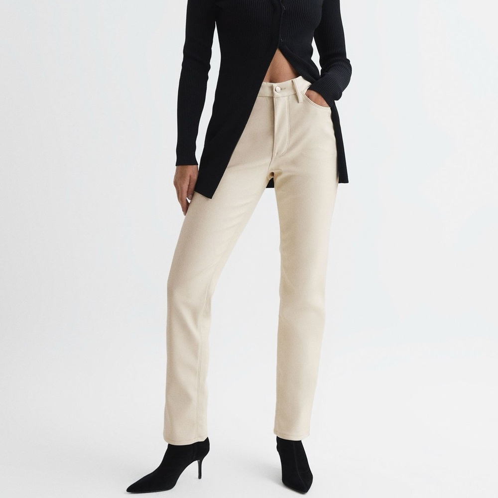 Good American Better Than Leather Pants in Off White - Picture 3 of 8